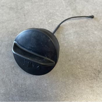 [55-4017  /  4128 350 0505] TAPÓN DEPÓSITO COMBUSTIBLE STIHL FS450/480