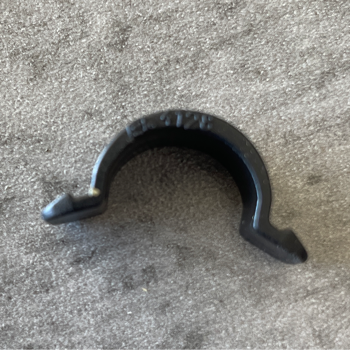 GRAPA SUJECIÓN CABLE STIHL FS350/450/480(CARENADAS)