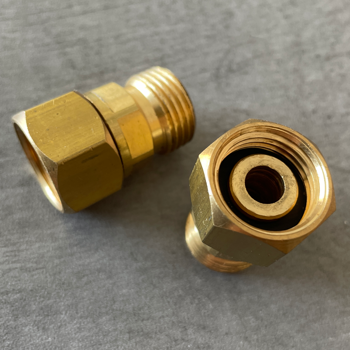 [601] RACORT GIRATORIO 1/2” LATÓN