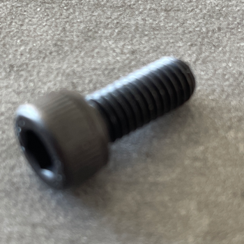 [4861 951 9700] TORNILLO M5x12 (CUCHILLA DE TIJERA PODA STIHL)