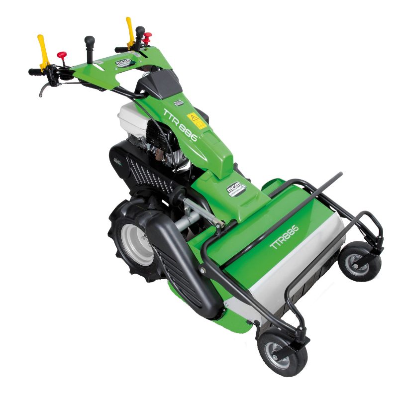 DESBROZADORA DE MARTILLOS TTR 886