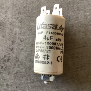 [99-361] CONDENSADOR 4 uF