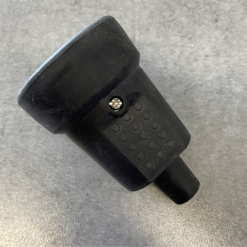 BASE AÉREA ENCHUFE GOMA 16A