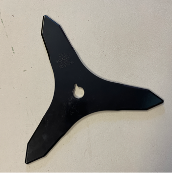 CUCHILLA DESBROZADORA 3 PUNTAS OEM 300x4X20MM