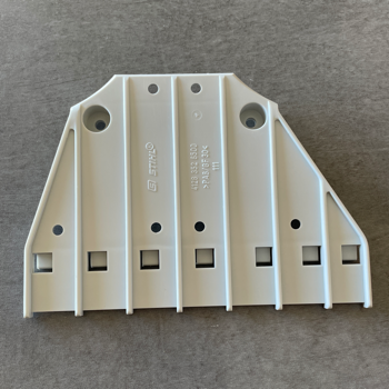 [4128 352 6500] PLACA PROTECCIÓN DEPÓSITO COMBUSTIBLE FS480