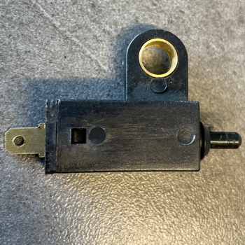 [MA135-028] INTERRUPTOR APAGADO MA135 - CC246 - CC246T (74) - MA173 (72)