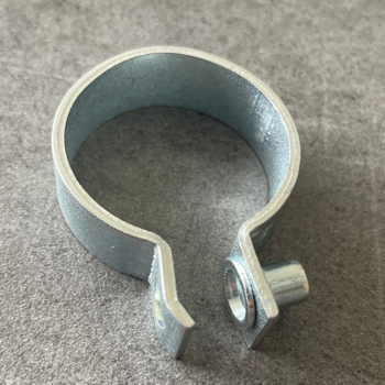 [D343A-010] ABRAZADERA TOPE CUBREBARRA D343A-D352A